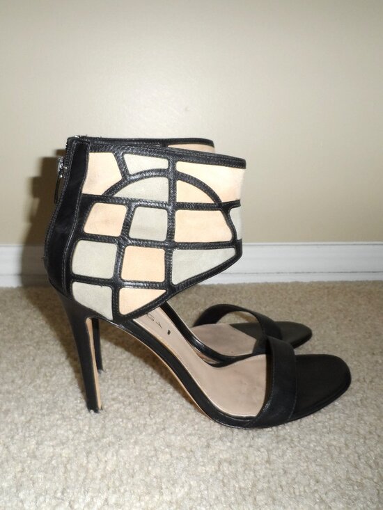 Via Spiga Shoes - Via Spiga- Genuine Leather  Black Strappy Heels - size 8.5